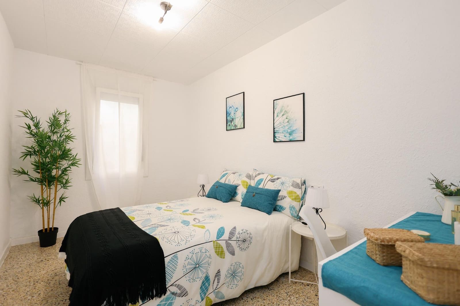3 bedroom Flat for sale in Barcelona city - € 265,000 (Ref: 9975566)