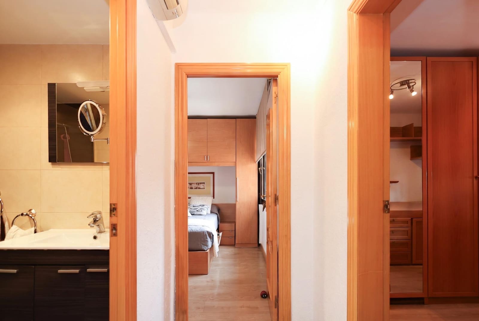 2 sypialnia Mieszkanie na sprzedaż w Miasto Barcelona - 259 900 € (Ref: 9994344)