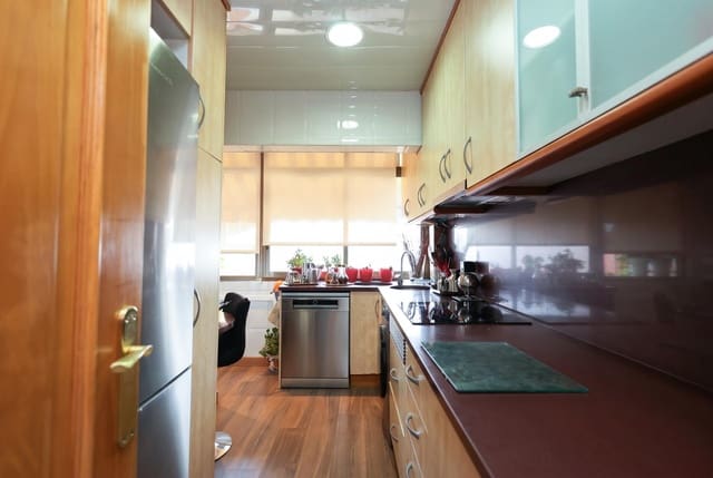 2 soverom Leilighet til salgs i Barcelona by - € 259 900 (Ref: 9994344)