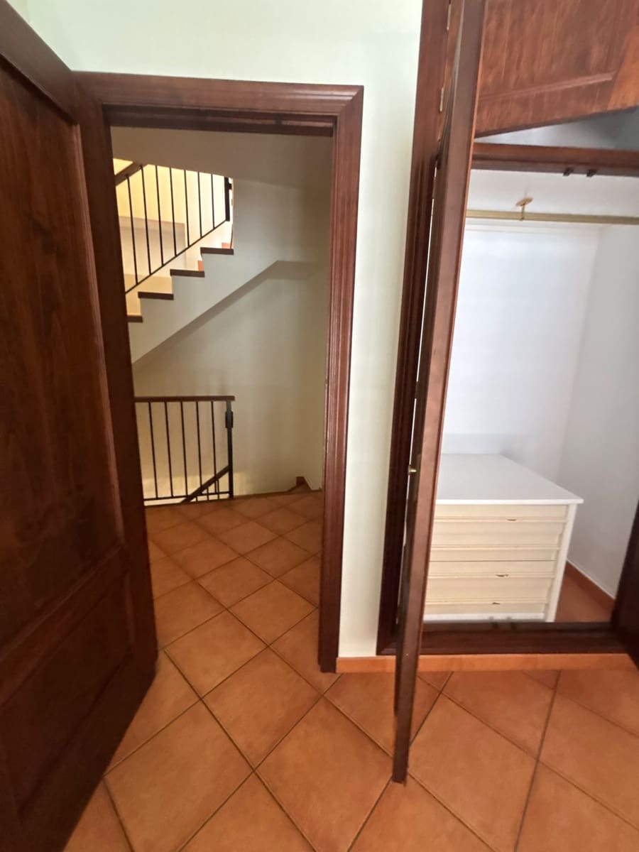 4 bedroom Terraced Villa for sale in Benaocaz - € 179,000 (Ref: 10111507)