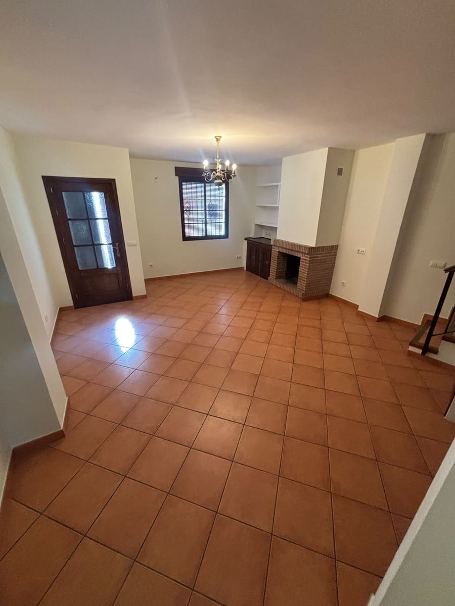 4 bedroom Terraced Villa for sale in Benaocaz - € 179,000 (Ref: 10111507)