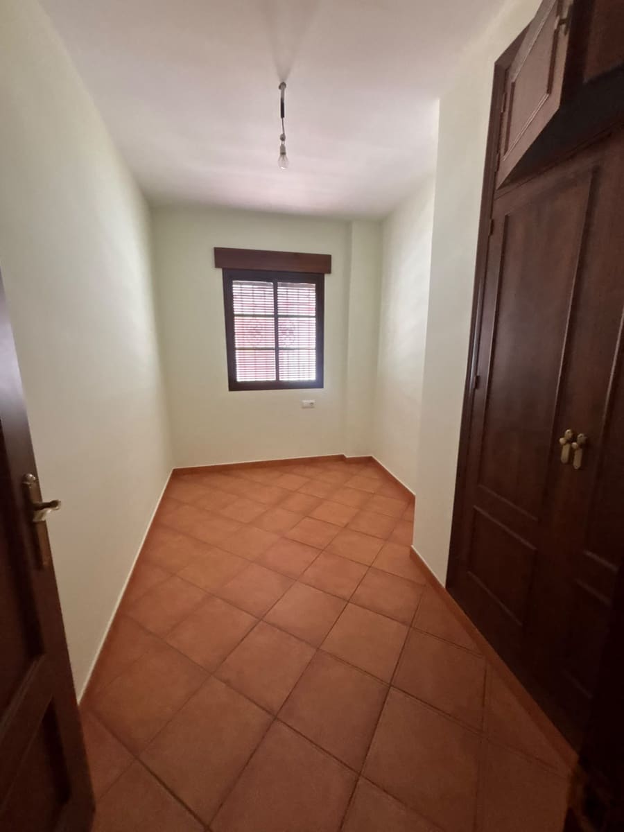 4 bedroom Terraced Villa for sale in Benaocaz - € 179,000 (Ref: 10111507)