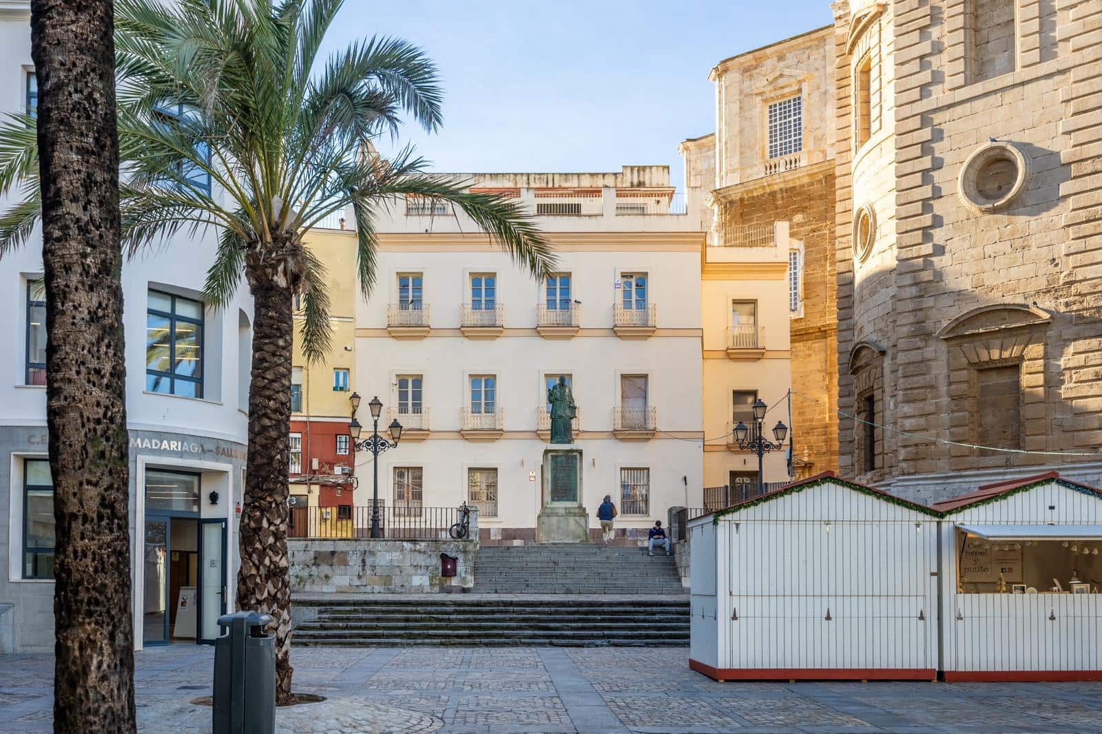 Byhus til salg i Cadiz by - € 2.350.000 (Ref: 9950916)
