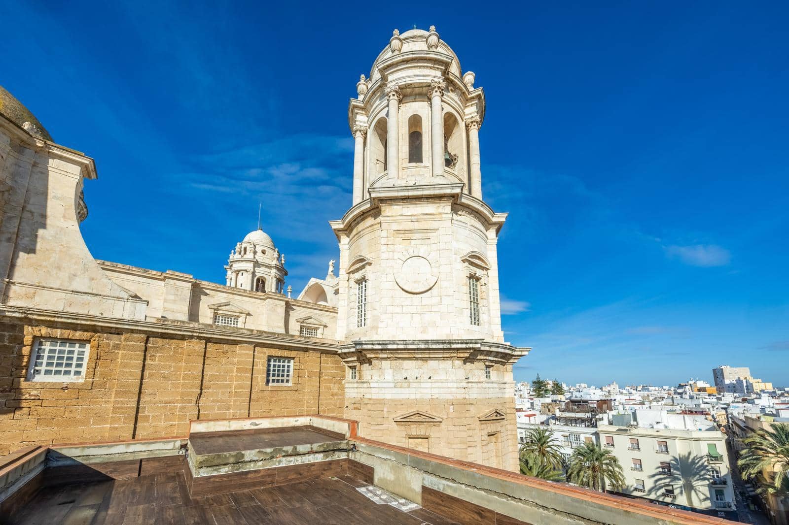 Byhus til salg i Cadiz by - € 2.350.000 (Ref: 9950916)