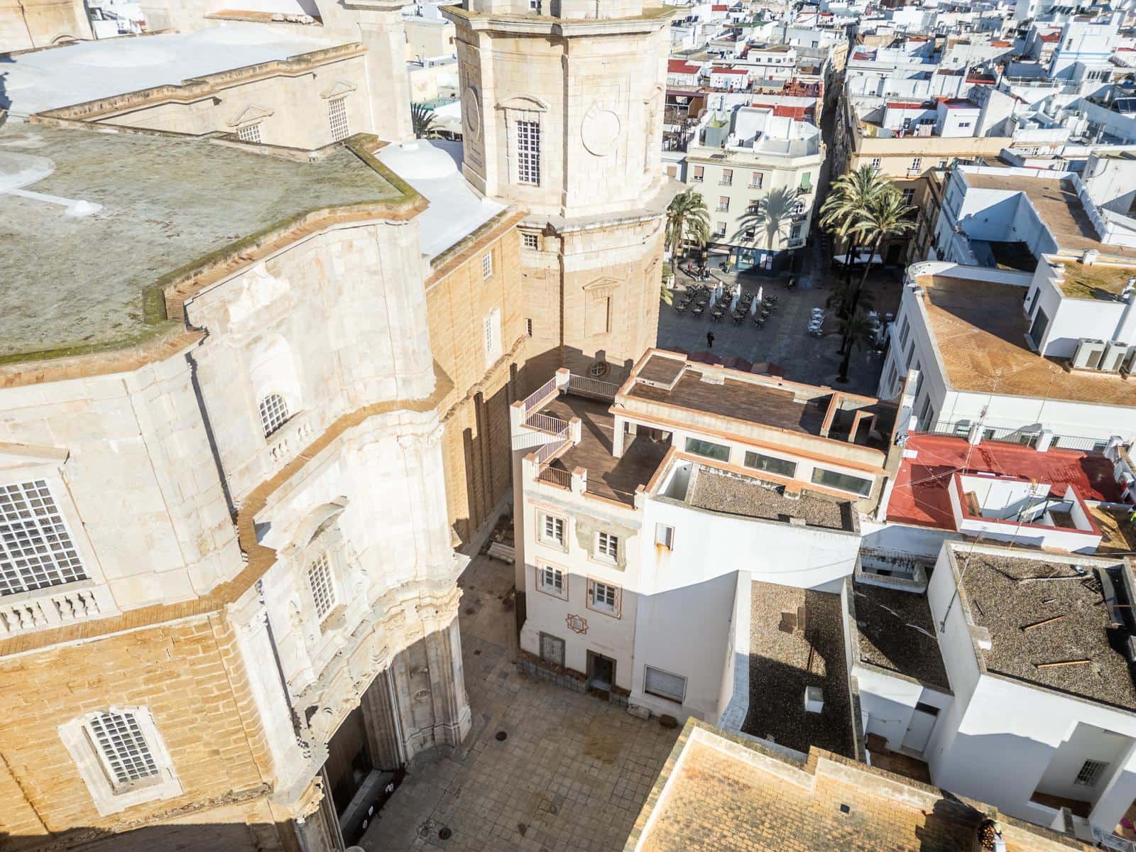 Byhus til salg i Cadiz by - € 2.350.000 (Ref: 9950916)