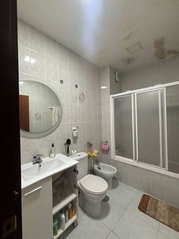 3 soverom Leilighet til salgs i Centro Histórico, Cádiz by - € 265 000 (Ref: 9961913)