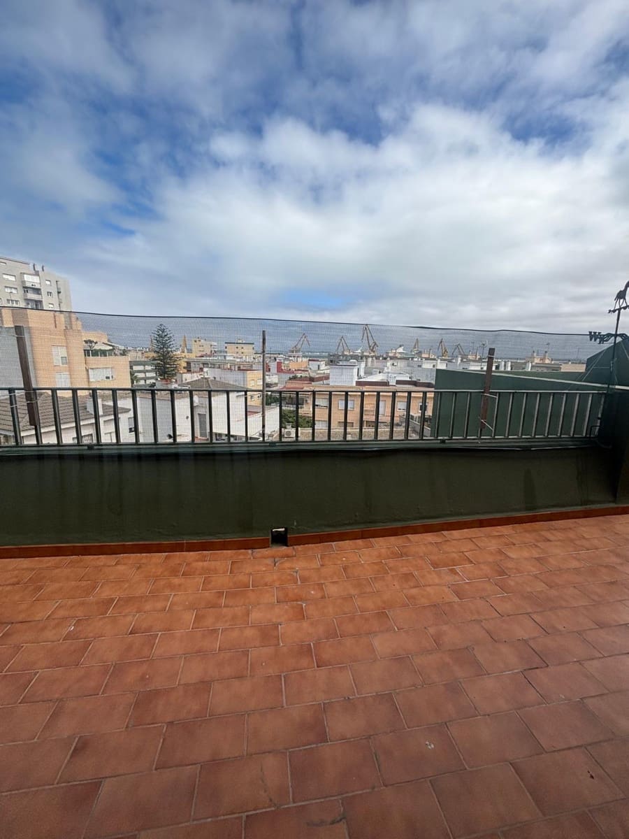 3 soverom Leilighet til salgs i Cadiz by med svømmebasseng - € 450 000 (Ref: 9961914)