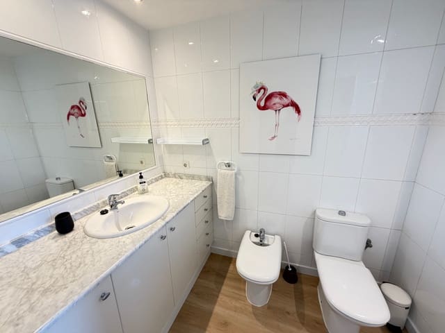 3 makuuhuone Omakotitalo myytävänä paikassa San Luis / Sant Lluís mukana uima-altaan - 875 000 € (Ref: 9922918)