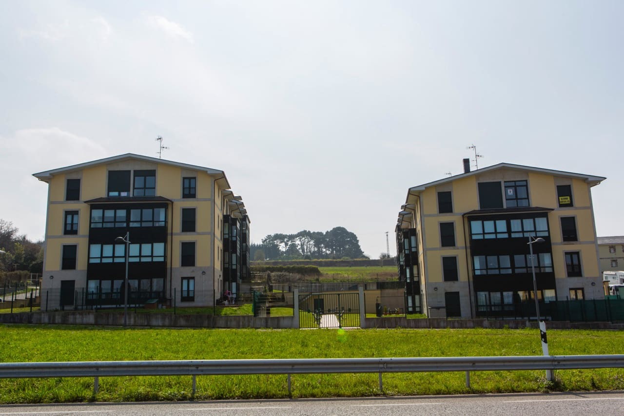 3 bedroom Penthouse for sale in Castropol with pool garage - € 270,000 (Ref: 9924870)