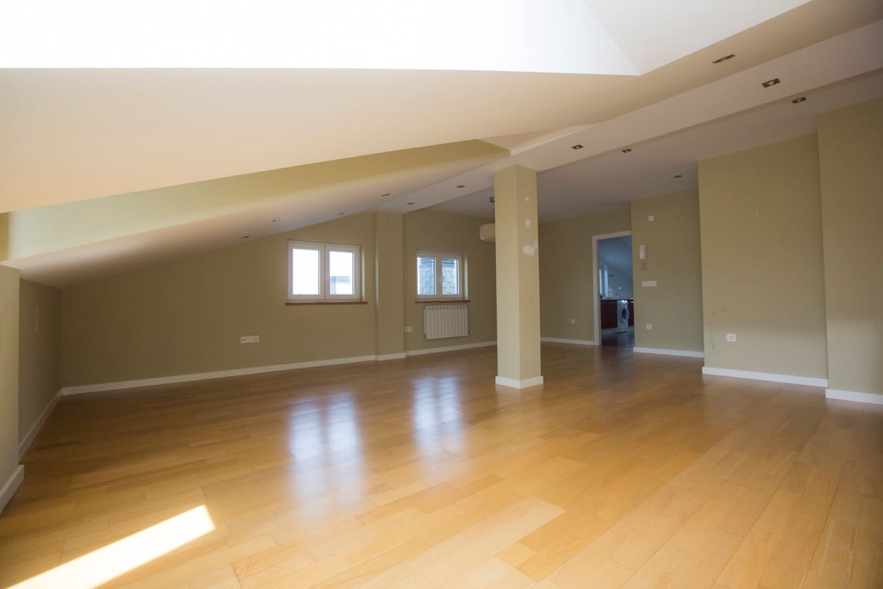 3 bedroom Penthouse for sale in Castropol with pool garage - € 270,000 (Ref: 9924870)