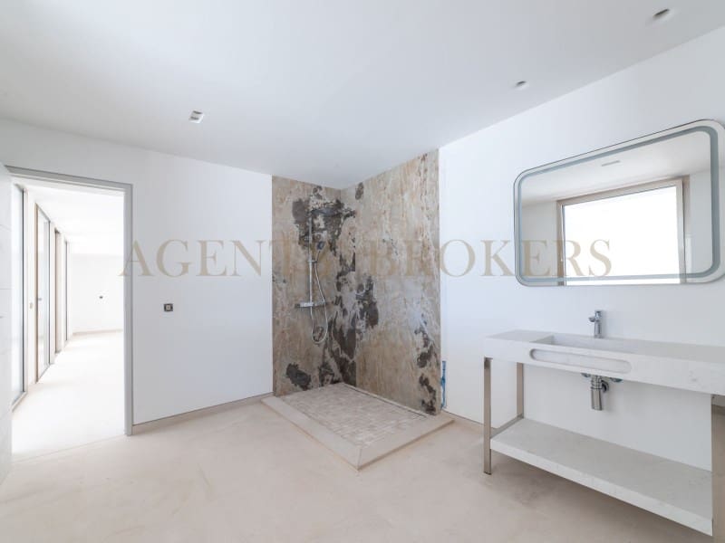 5 Zimmer Villa zu verkaufen in Cala Vinyes / Cala Vinyas / Cala Vinas mit Pool Garage - 12.000.000 € (Ref: 9911457)
