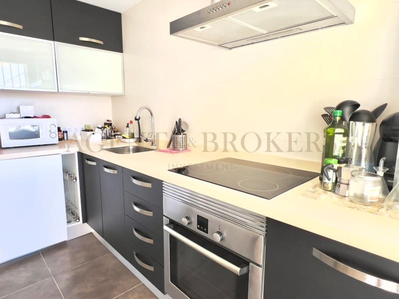 1 slaapkamer Flat te koop in Palma de Mallorca met garage - € 375.000 (Ref: 9911460)