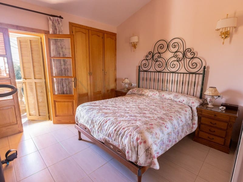 3 bedroom Townhouse for sale in Palma de Mallorca with pool garage - € 899,000 (Ref: 9911462)