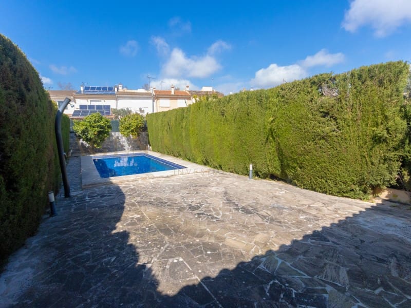 3 bedroom Townhouse for sale in Palma de Mallorca with pool garage - € 899,000 (Ref: 9911462)