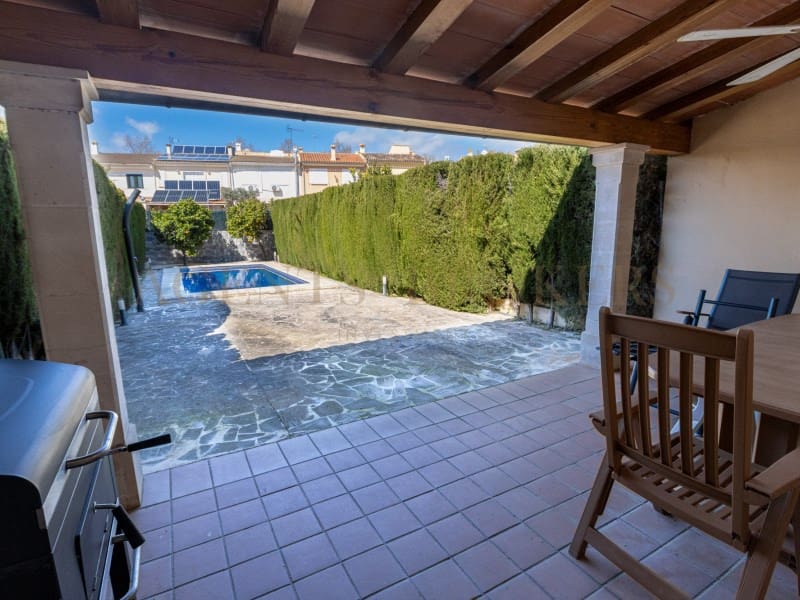 3 bedroom Townhouse for sale in Palma de Mallorca with pool garage - € 899,000 (Ref: 9911462)