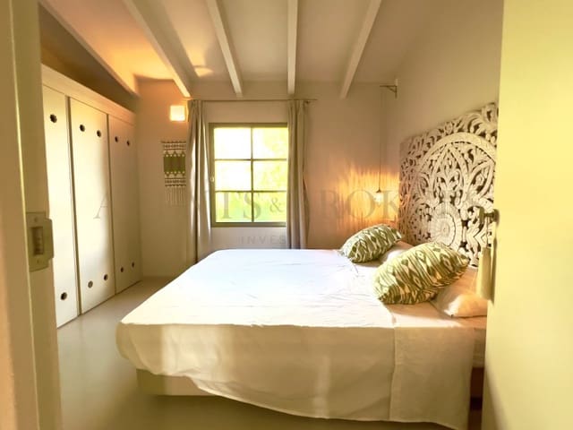 4 camera da letto Villa in vendita in Calas de Mallorca, Manacor con piscina garage - 2.250.000 € (Rif: 9911463)
