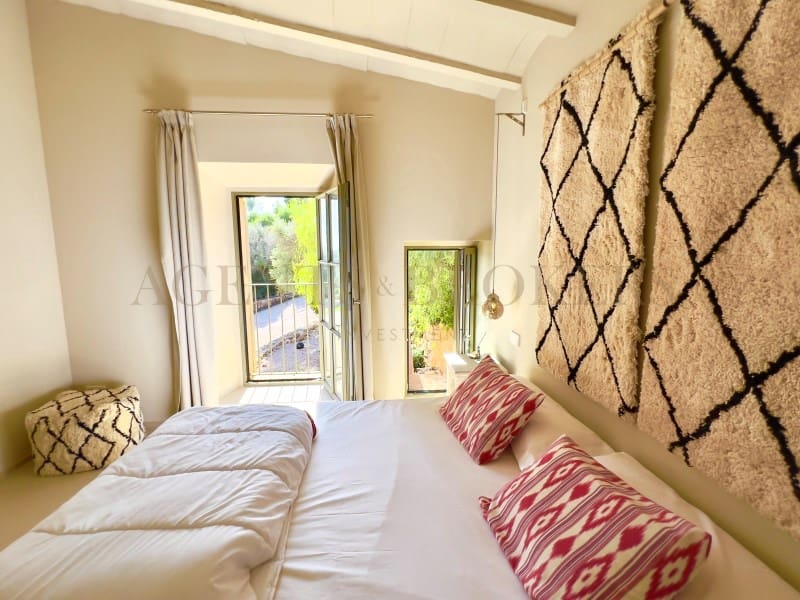 4 camera da letto Villa in vendita in Calas de Mallorca con piscina garage - 2.250.000 € (Rif: 9911463)