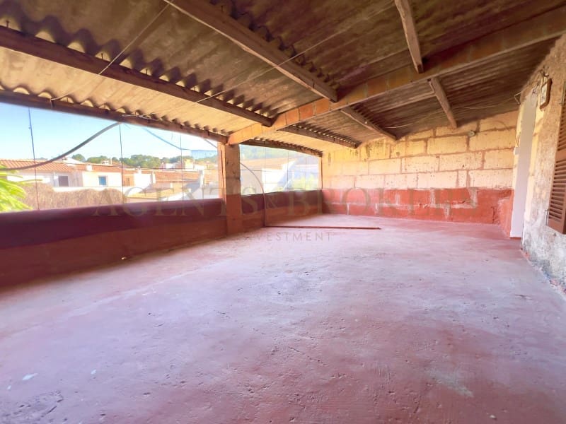 4 soveværelse Byhus til salg i Son Servera med garage - € 445.000 (Ref: 9921968)