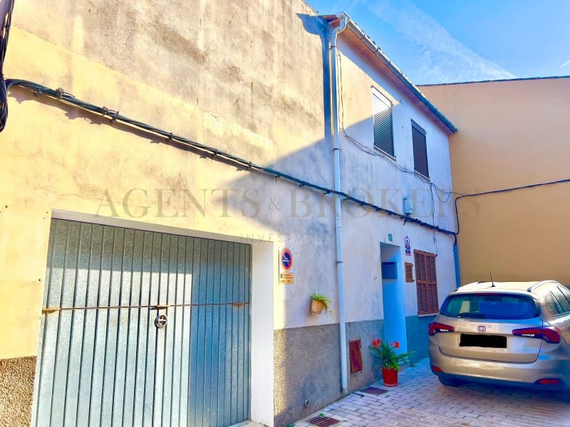 4 soveværelse Byhus til salg i Son Servera med garage - € 445.000 (Ref: 9921968)