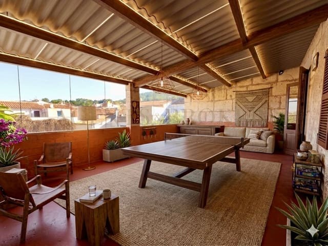 4 soveværelse Byhus til salg i Son Servera med garage - € 445.000 (Ref: 9921968)