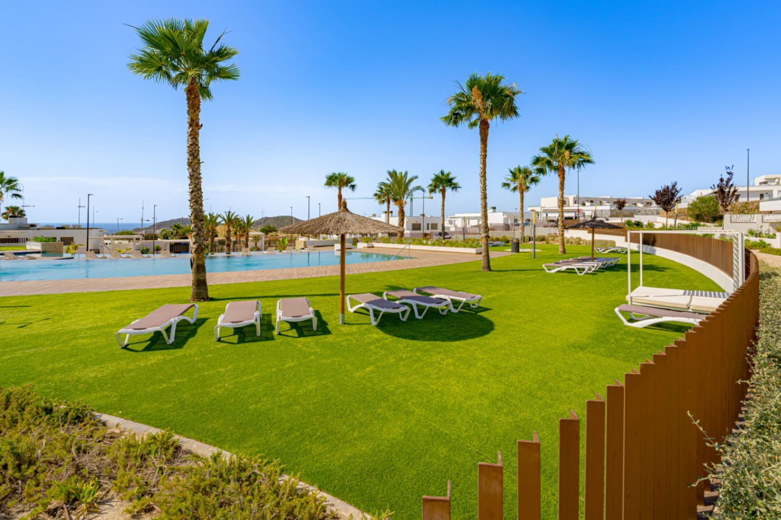 3 bedroom Apartment for sale in Finestrat with pool garage - € 495,000 (Ref: 9924876)