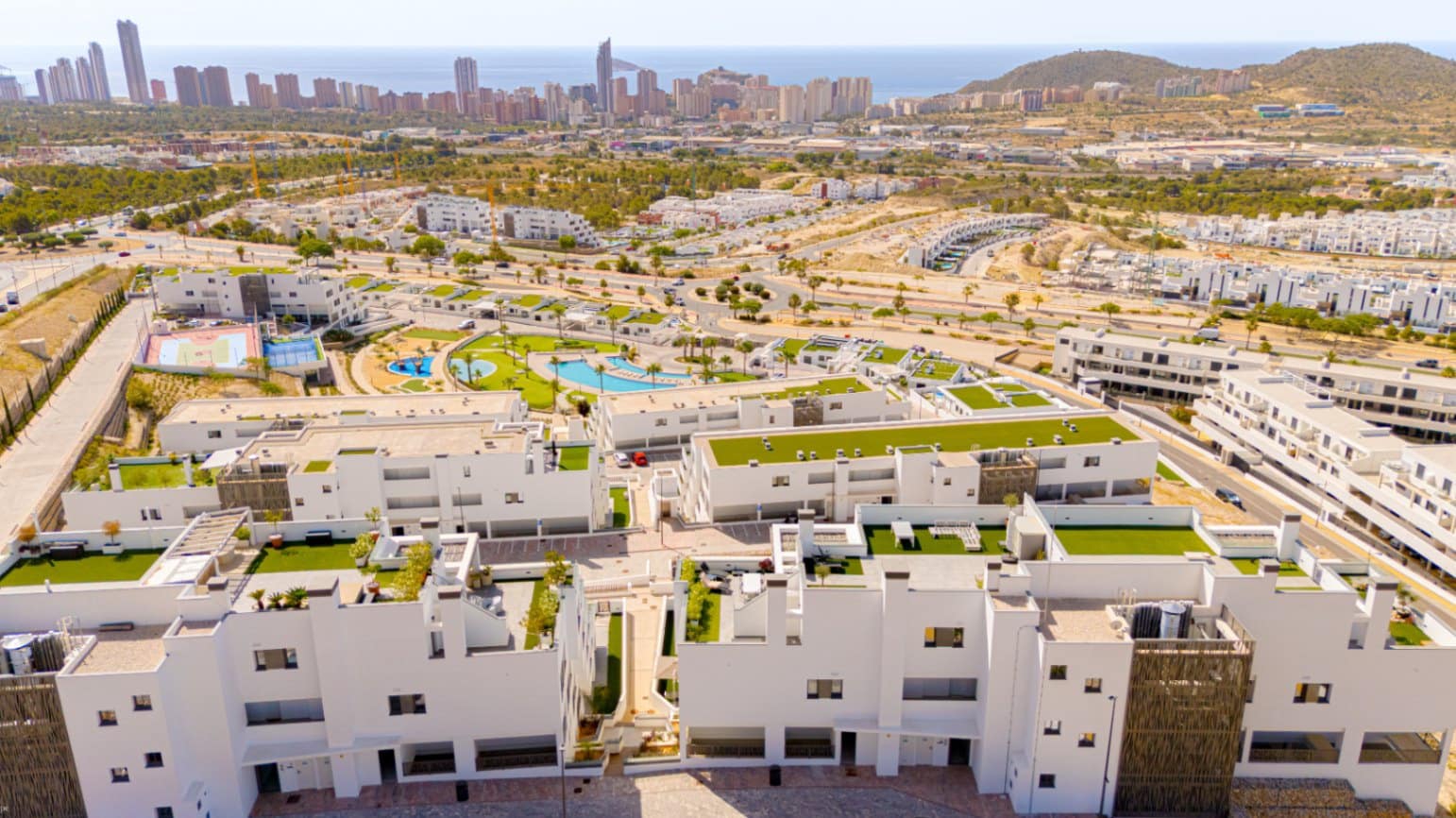 3 bedroom Apartment for sale in Finestrat with pool garage - € 495,000 (Ref: 9924876)