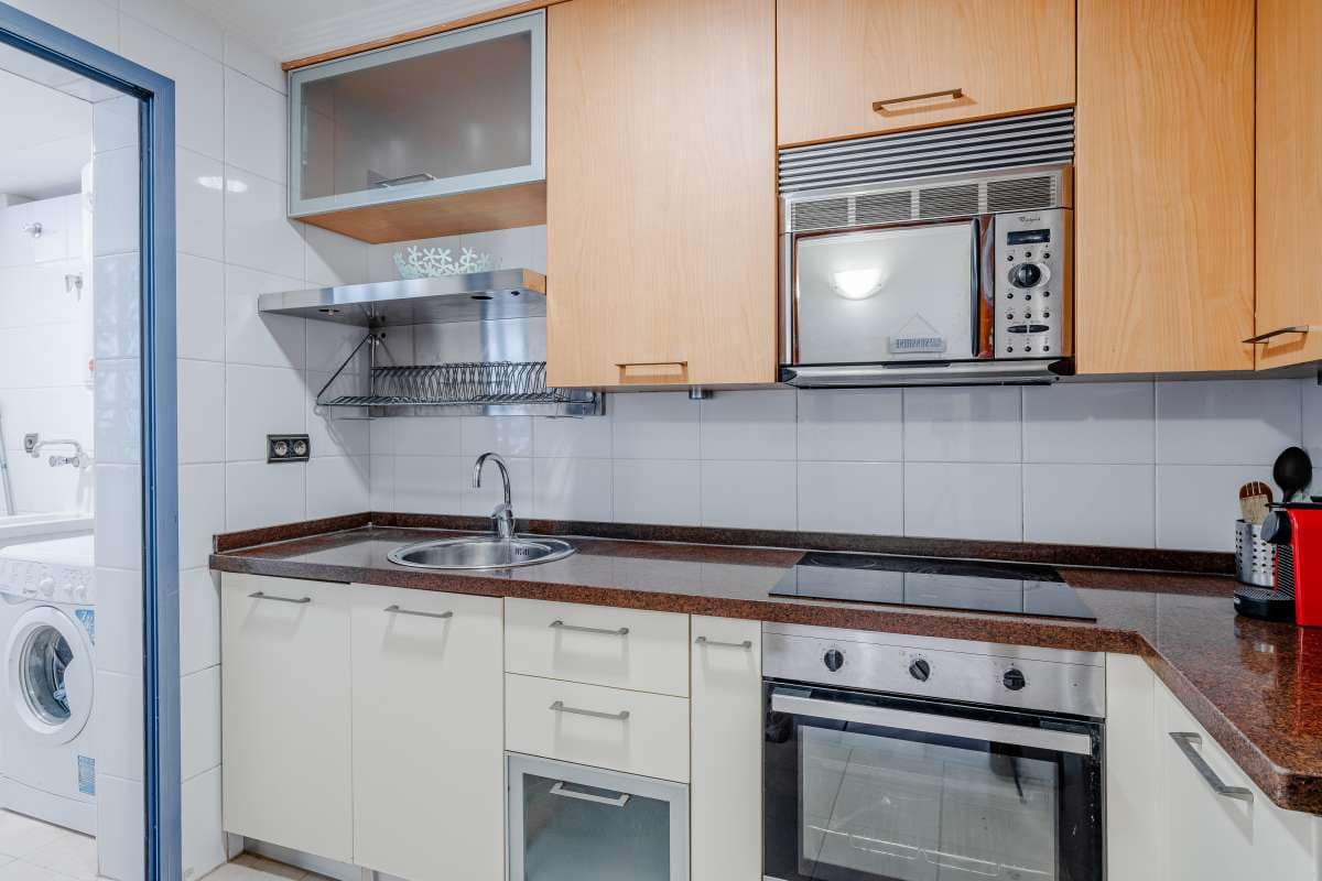 2 bedroom Apartment for sale in Altea with pool - € 380,000 (Ref: 9924877)