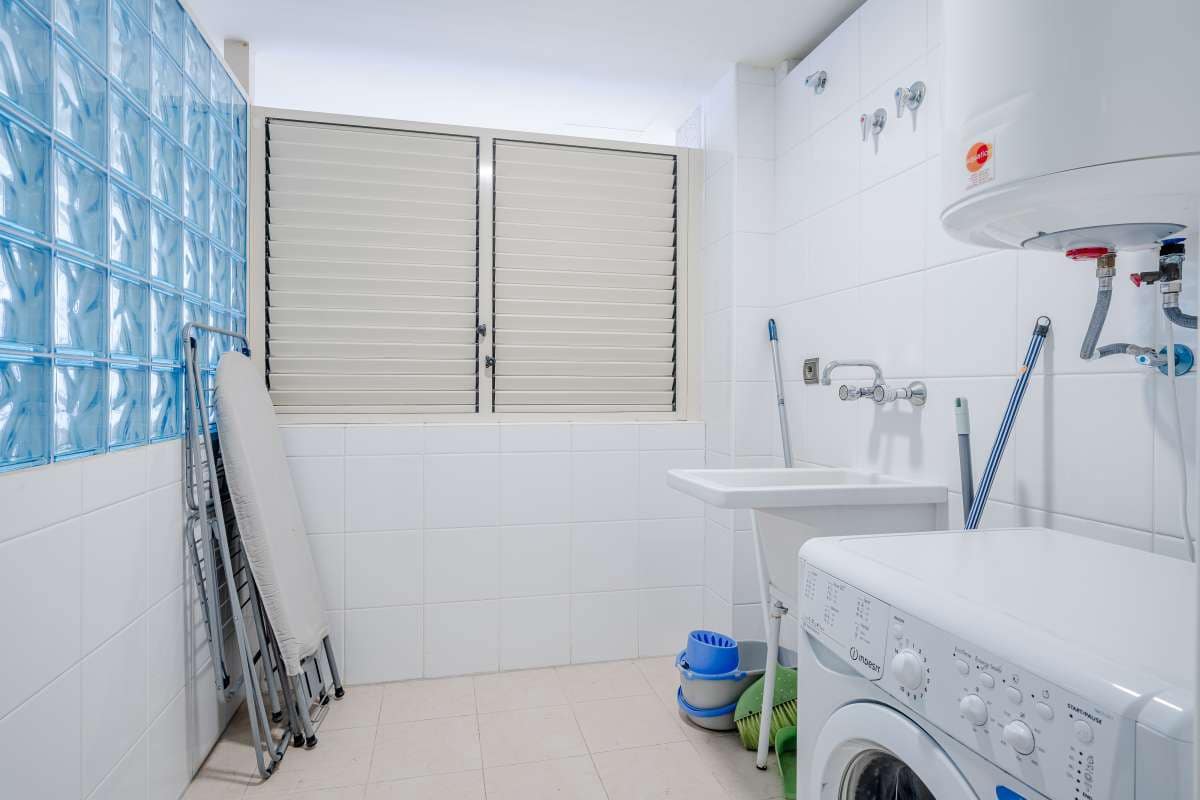 2 bedroom Apartment for sale in Altea with pool - € 380,000 (Ref: 9924877)