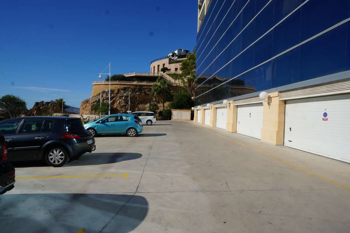2 bedroom Apartment for sale in Altea with pool - € 380,000 (Ref: 9924877)