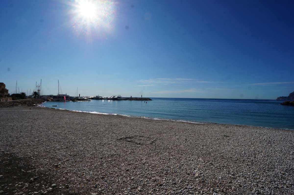 2 bedroom Apartment for sale in Altea with pool - € 380,000 (Ref: 9924877)