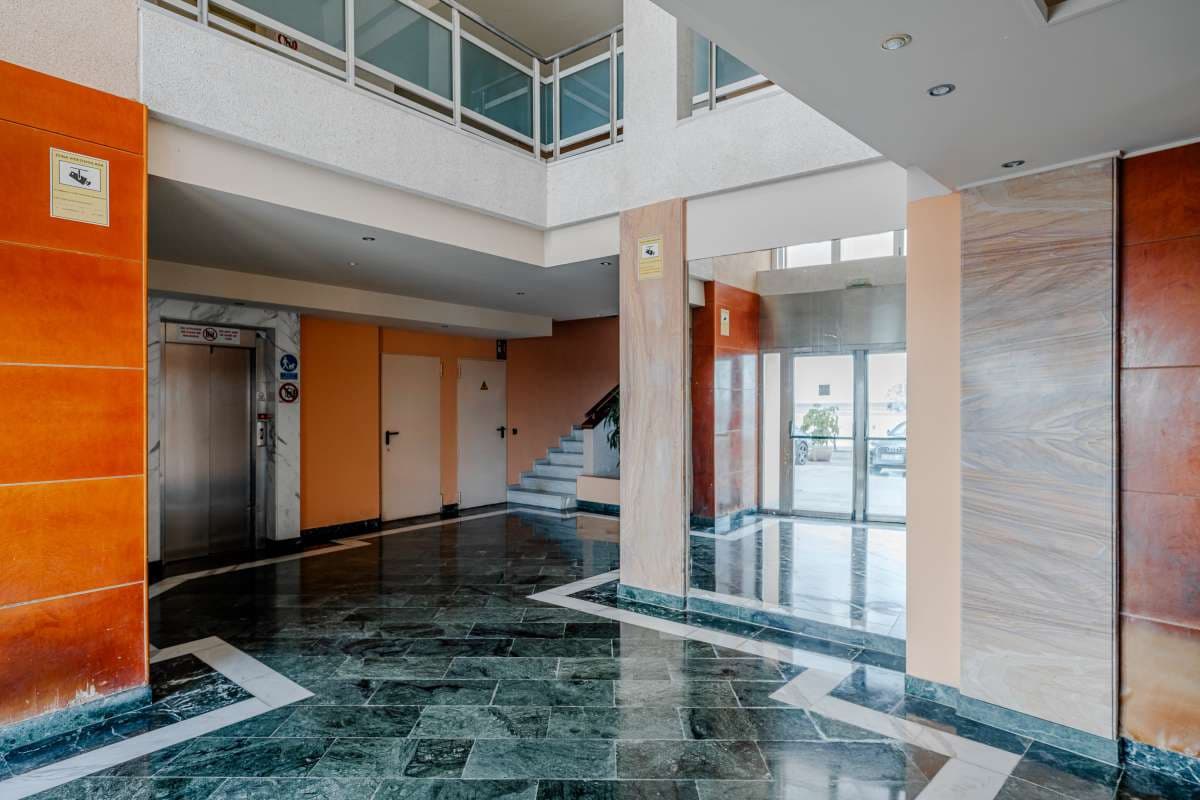 2 bedroom Apartment for sale in Altea with pool - € 380,000 (Ref: 9924877)