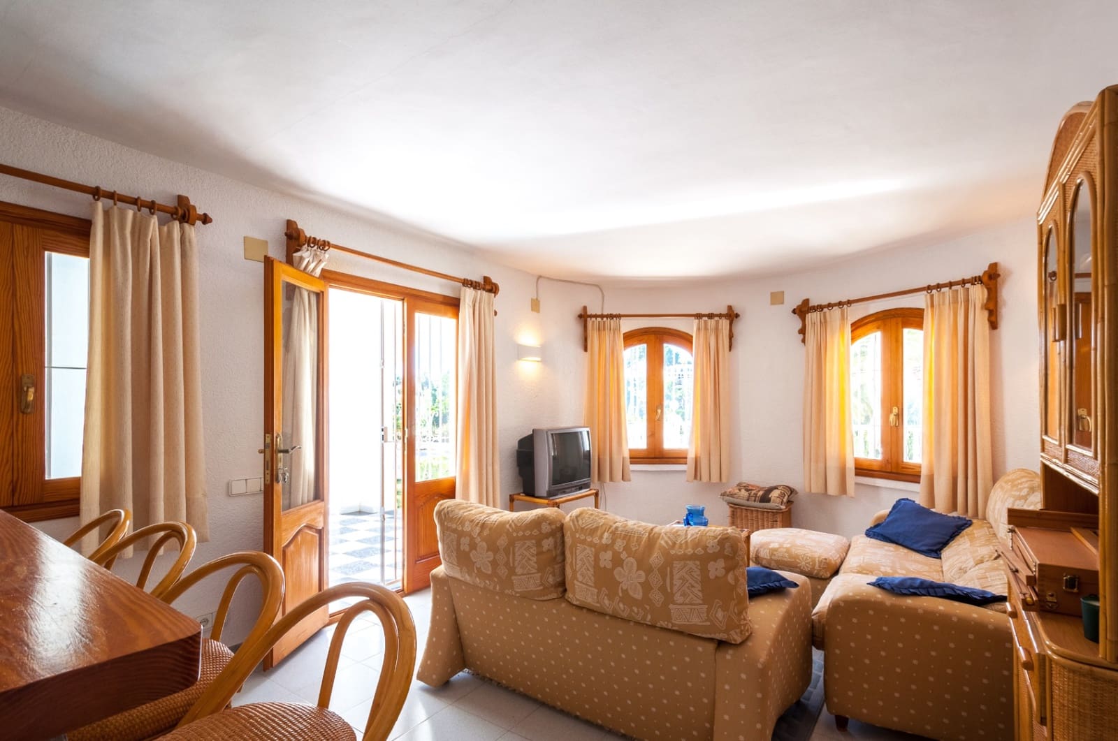3 bedroom Villa for sale in Benissa with pool garage - € 775,000 (Ref: 9924878)