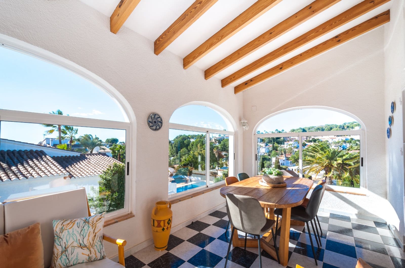 3 bedroom Villa for sale in Benissa with pool garage - € 775,000 (Ref: 9924878)