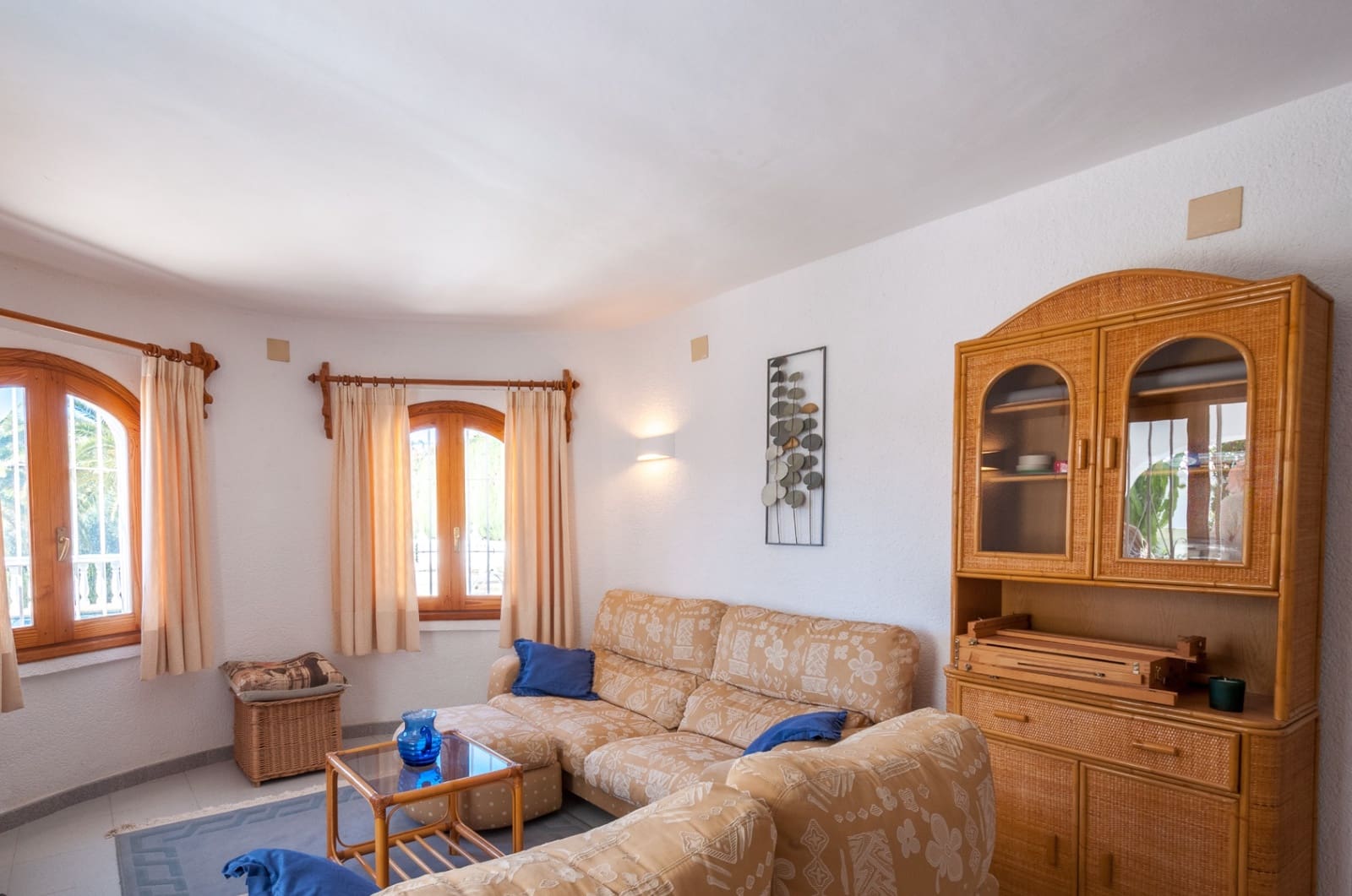 3 bedroom Villa for sale in Benissa with pool garage - € 775,000 (Ref: 9924878)