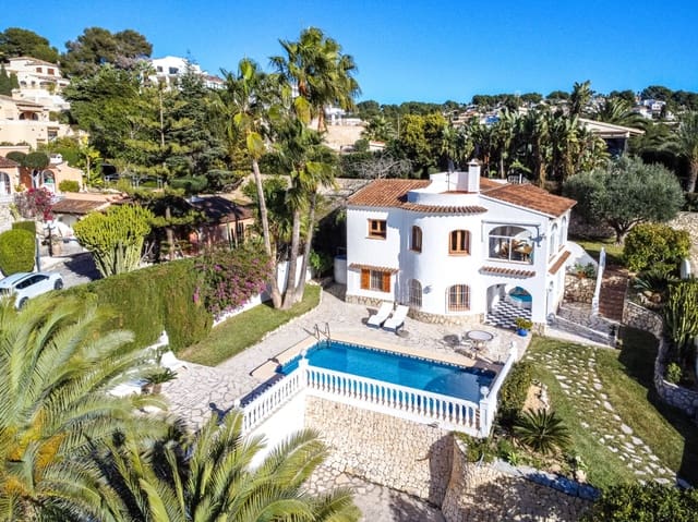 3 soverom Villa til salgs i Benissa med svømmebasseng garasje - € 775 000 (Ref: 9924878)