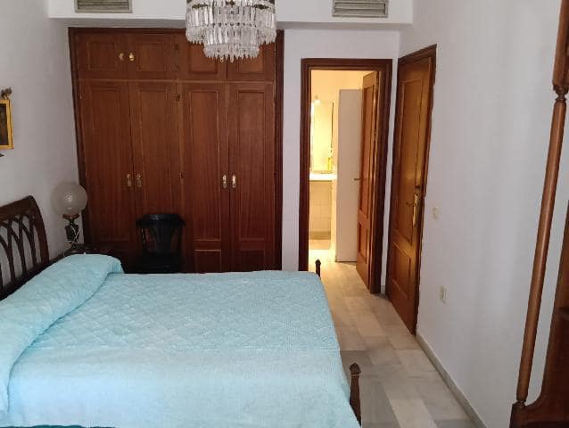 5 bedroom Townhouse for sale in Jerez de la Frontera with garage - € 420,000 (Ref: 9939098)