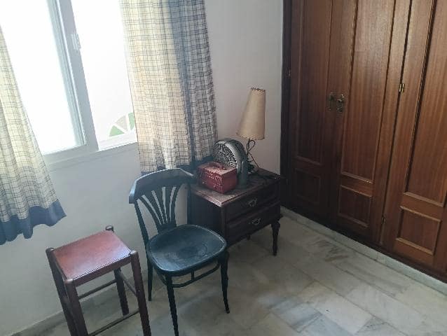 5 bedroom Townhouse for sale in Jerez de la Frontera with garage - € 420,000 (Ref: 9939098)
