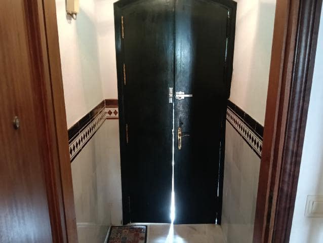 5 bedroom Townhouse for sale in Jerez de la Frontera with garage - € 420,000 (Ref: 9939098)