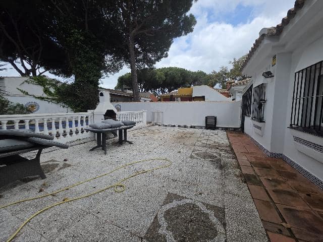 3 Zimmer Haus zu verkaufen in Chiclana de la Frontera mit Pool Garage - 550.000 € (Ref: 9939131)