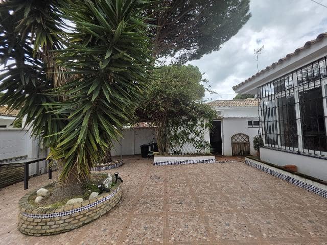 3 slaapkamer Huis te koop in Chiclana de la Frontera met zwembad garage - € 550.000 (Ref: 9939131)