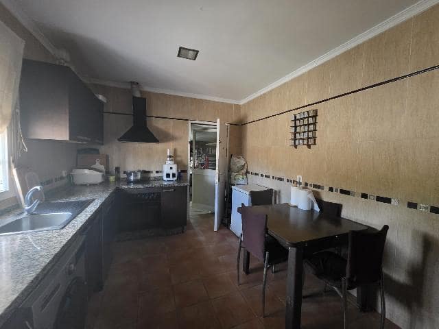 4 slaapkamer Huis te koop in Chiclana de la Frontera met zwembad garage - € 247.000 (Ref: 9939153)