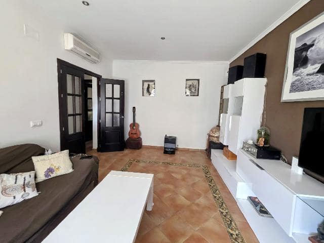 4 slaapkamer Huis te koop in Chiclana de la Frontera met zwembad garage - € 247.000 (Ref: 9939153)