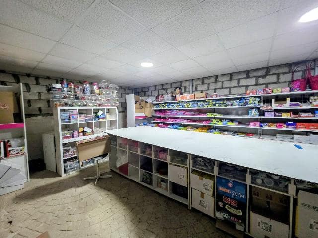 4 slaapkamer Huis te koop in Chiclana de la Frontera met zwembad garage - € 247.000 (Ref: 9939153)