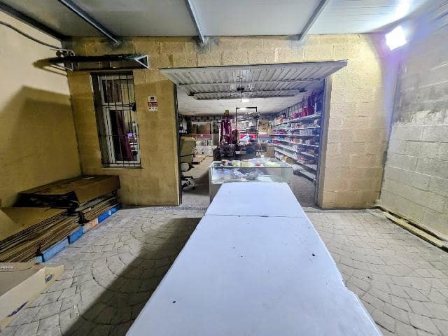4 slaapkamer Huis te koop in Chiclana de la Frontera met zwembad garage - € 247.000 (Ref: 9939153)