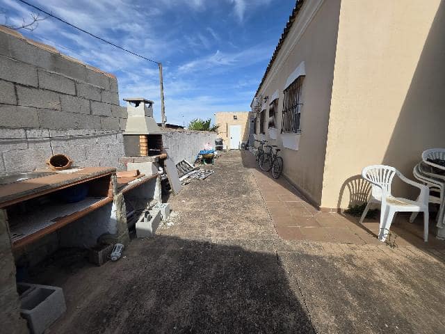 4 slaapkamer Huis te koop in Chiclana de la Frontera met zwembad garage - € 247.000 (Ref: 9939153)