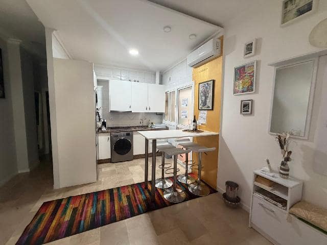 1 quarto Apartamento para venda em Cadis cidade - 250 000 € (Ref: 9939160)