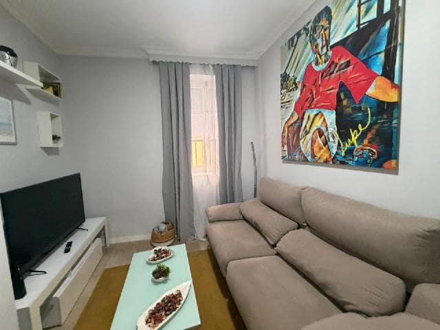 1 quarto Apartamento para venda em Cádis cidade - 250 000 € (Ref: 9939160)
