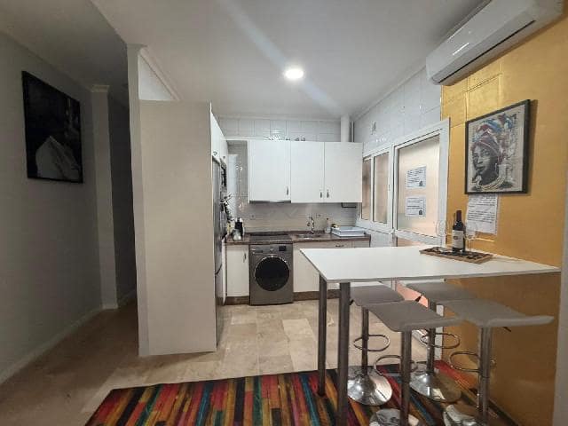 1 quarto Apartamento para venda em Cádis cidade - 250 000 € (Ref: 9939160)