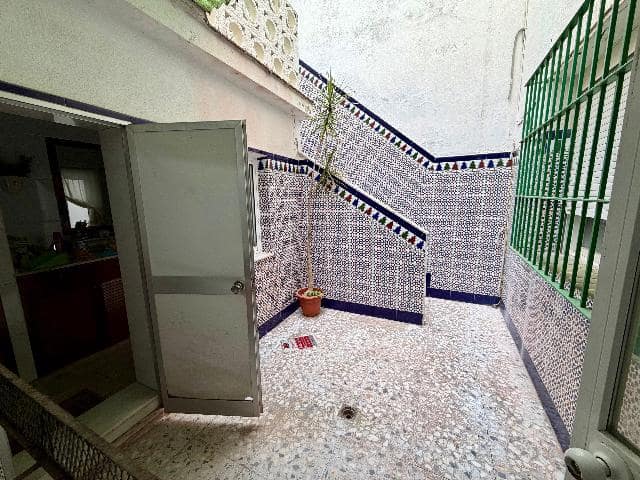 4 slaapkamer Huis te koop in Cádiz stad - € 950.000 (Ref: 9939163)