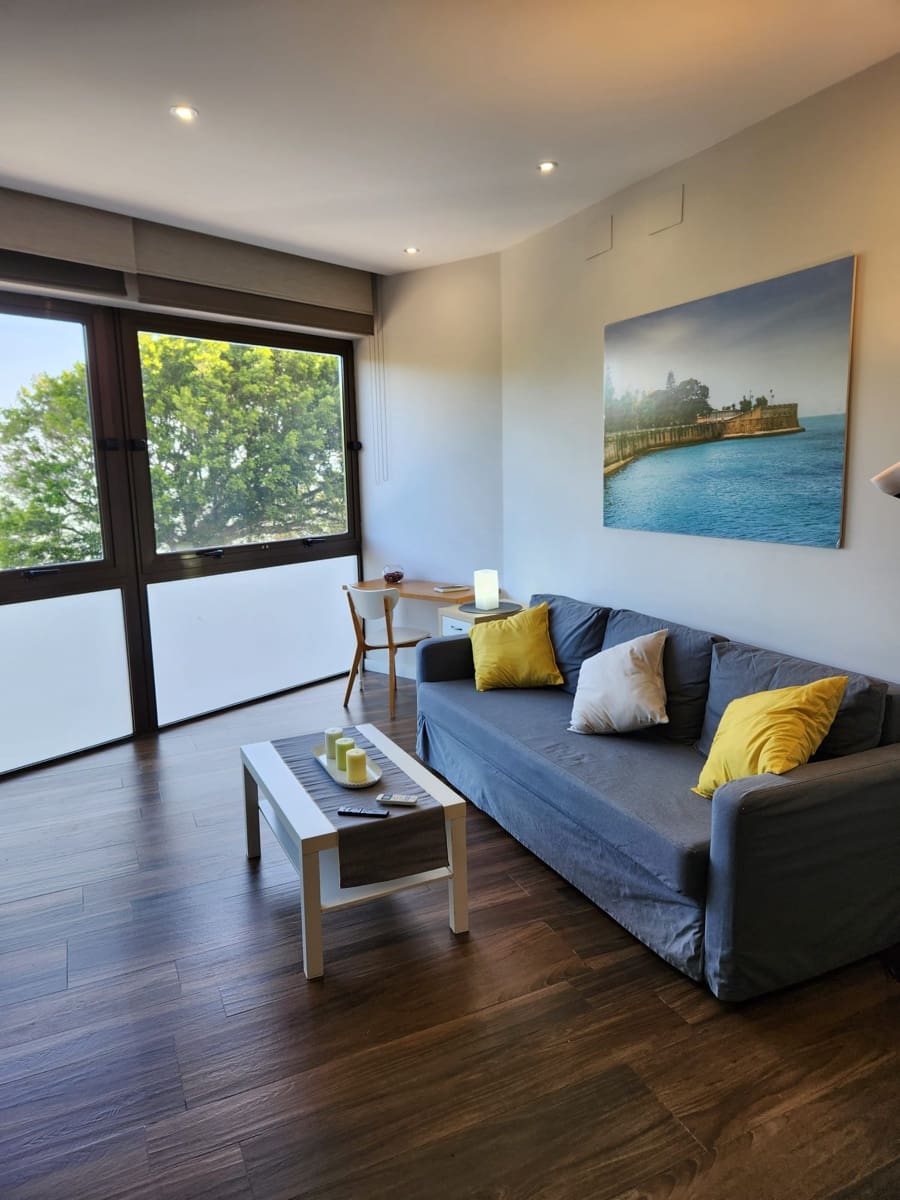 1 sypialnia Apartament na sprzedaż w Miasto Kadyks - 295 000 € (Ref: 9958835)